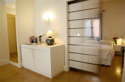 Photo 4 - Milano Suites