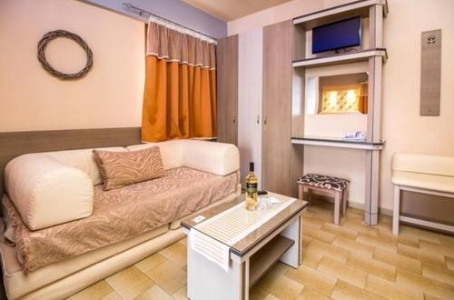 Photo 29 - Takis Hotel Apartments