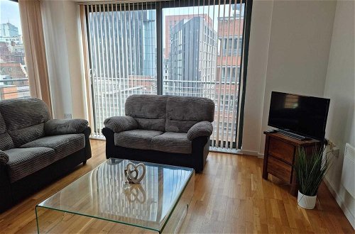 Photo 20 - Beautiful 2-bed Apartment in Manchester Centre