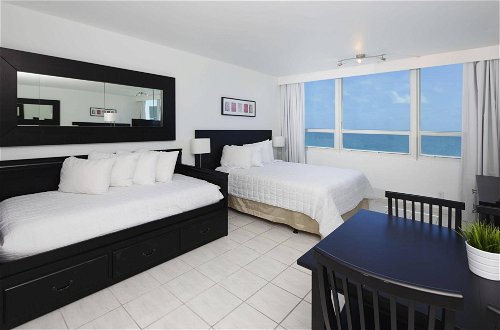 Foto 11 - New Point Miami Beach Apartments