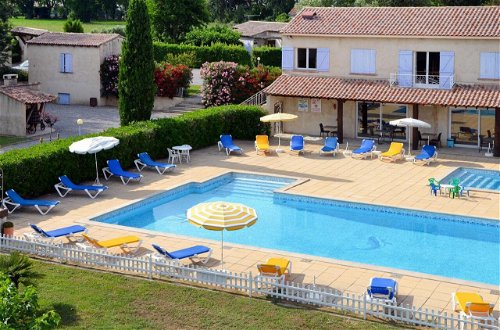 Photo 8 - Casa de 2 habitaciones en Arles con piscina y terraza, 35 m², 2 bedrooms