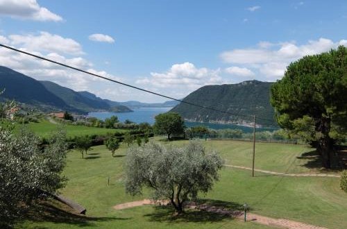 Foto 50 - Appartamento a Sale Marasino con piscina e vista lago