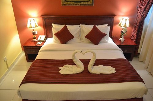 Foto 19 - Al Maha Regency Hotel Suites
