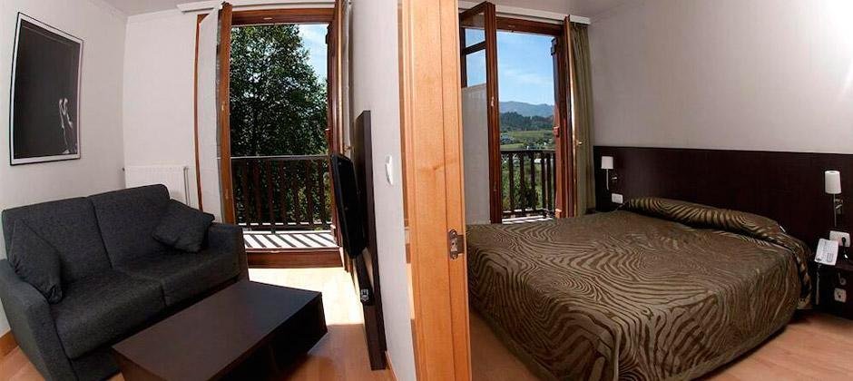 apartamento-turistico-terraza-vistas-montana-pais-vasco-zarauz.jpg