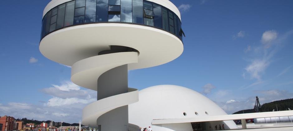 ONLY-Centro Niemeyer,Avilés.jpg