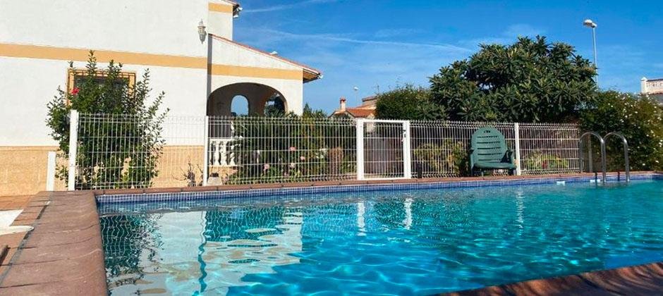 apartamento con piscina en Playa d'Oliva