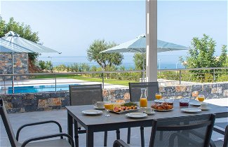 Photo 1 - Villa de 3 habitaciones en Geropotamos con piscina privada y vistas al mar, 110 m², 3 bedrooms