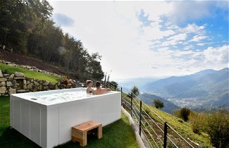 Foto 1 - Villa a Grone con piscina privata e vista giardino