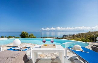 Foto 1 - Villa a Castellammare del Golfo con piscina privata e vista giardino