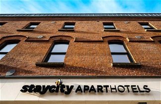 Photo 1 - Staycity Aparthotels Tivoli
