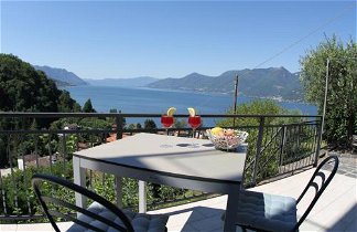 Photo 1 - Apartment in Luino with garden and lake view