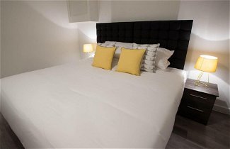 Photo 1 - Upscale Apartment in Liverpool near Royal Albert Dock