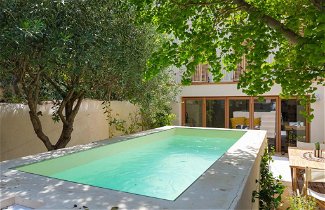 Photo 2 - House in Marseille with private pool and pool view