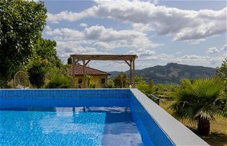 Foto 1 - Apartamento em Guimarães com piscina privada e vista para o jardim