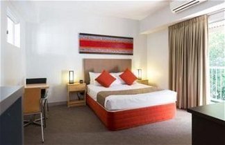 Photo 1 - Toowong Inn & Suites