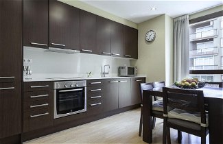 Photo 1 - Short Stay Group Camp Nou Serviced Apartments