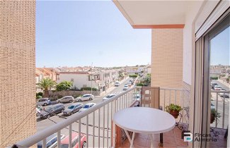 Foto 1 - Appartamento a Roquetas de Mar con terrazza e vista mare