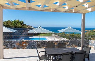 Photo 1 - Villa de 3 habitaciones en Geropotamos con piscina privada y vistas al mar, 200 m², 3 bedrooms