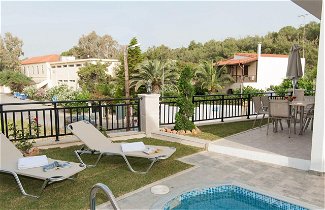 Photo 1 - Villa de 4 habitaciones en Geropotamos con piscina privada y vistas al mar, 145 m², 4 bedrooms