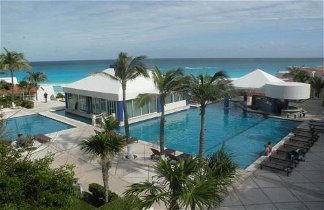 Photo 1 - Cancun Beach ApartHotel by Solymar