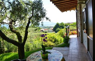 Photo 1 - Appartement en Puegnago del Garda avec jardin et vue sur le lac