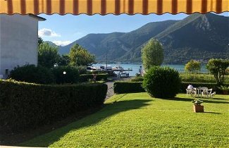 Photo 1 - Apartment in Iseo with garden and lake view