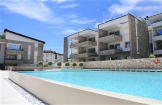 Foto 1 - Appartamento a Desenzano del Garda con piscina