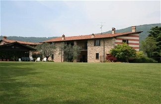 Photo 1 - House in Corte Franca with garden and garden view