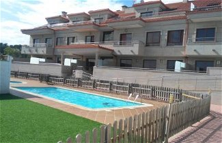 Foto 1 - Apartamento en Sanxenxo con piscina privada y vistas a la montaña