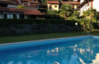 Photo 1 - Apartment in Luino with swimming pool and lake view
